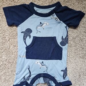 Kyte BABY Blue Shark Print Bodysuit